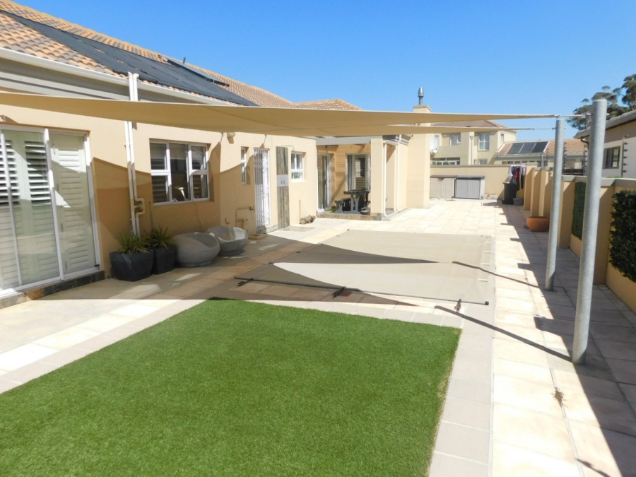 3 Bedroom Property for Sale in Fairview Golf Estate Western Cape